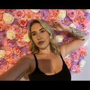 Meet your Posher, Kiana